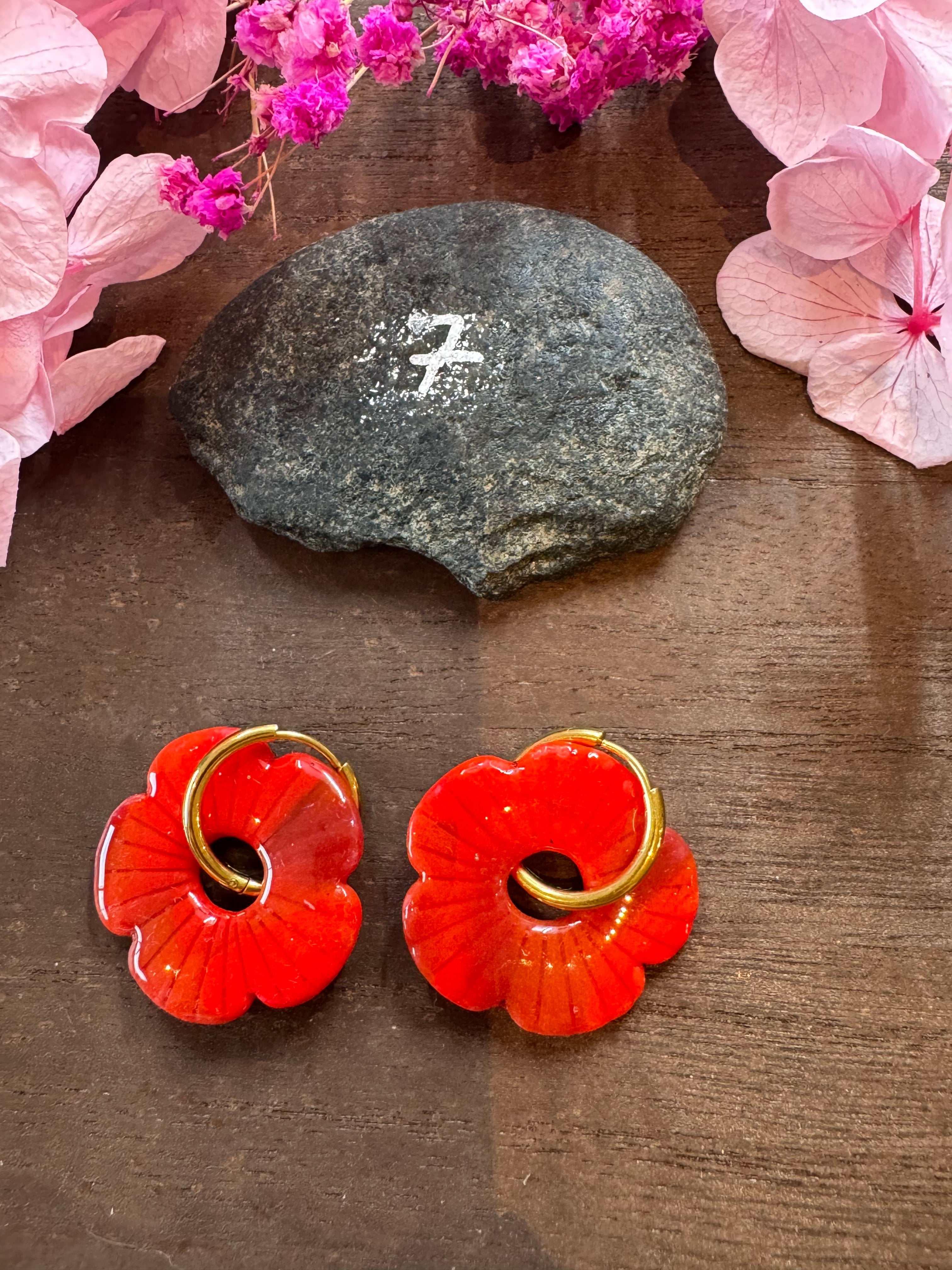 Rouge addict (pampilles interchangeables avec ou sans créoles)