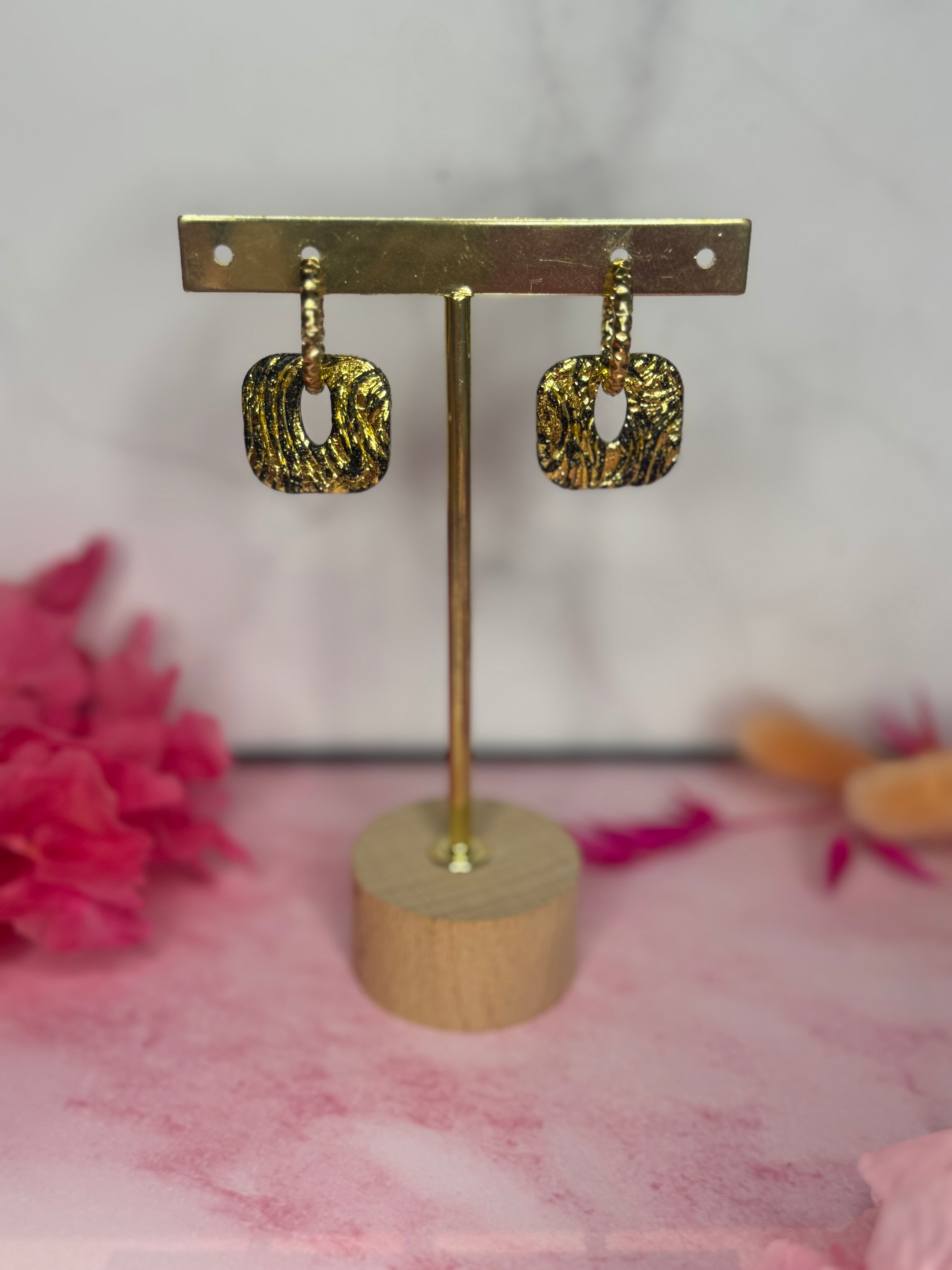 Black & Gold ( pampilles interchangeable avec ou sans créoles)