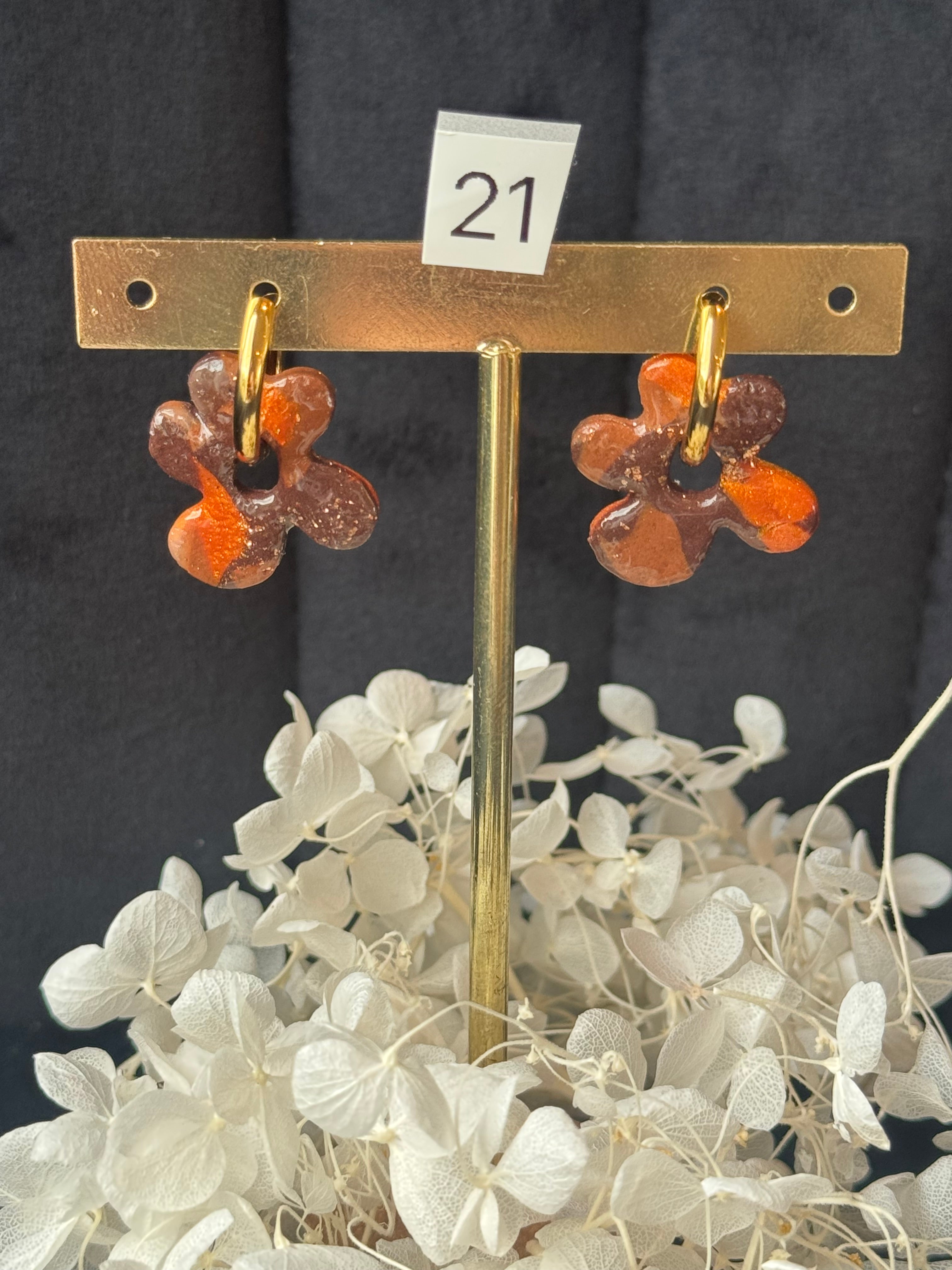 Éclat de terre 🍂 *nuance marron*( pampilles interchangeable avec ou sans créoles)