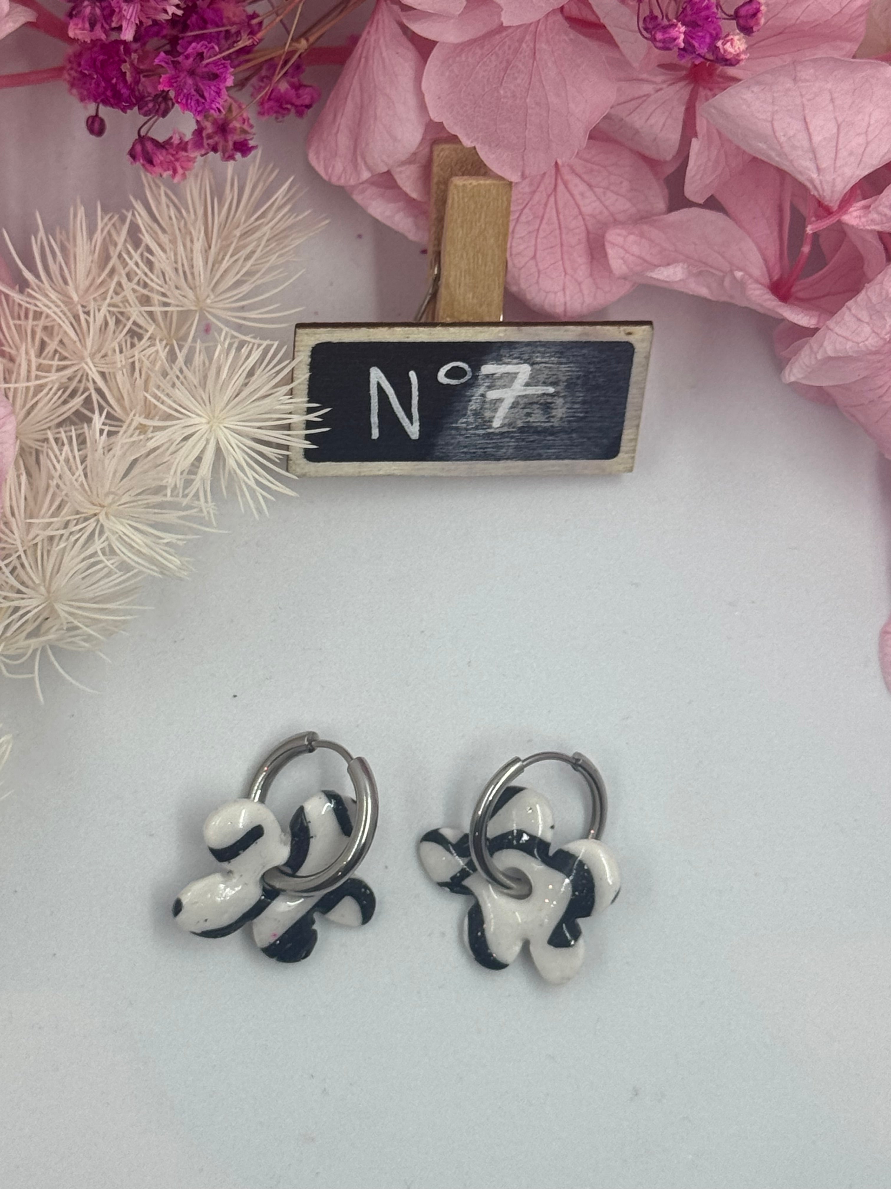 Black & White ( pampilles avec ou sans créoles)