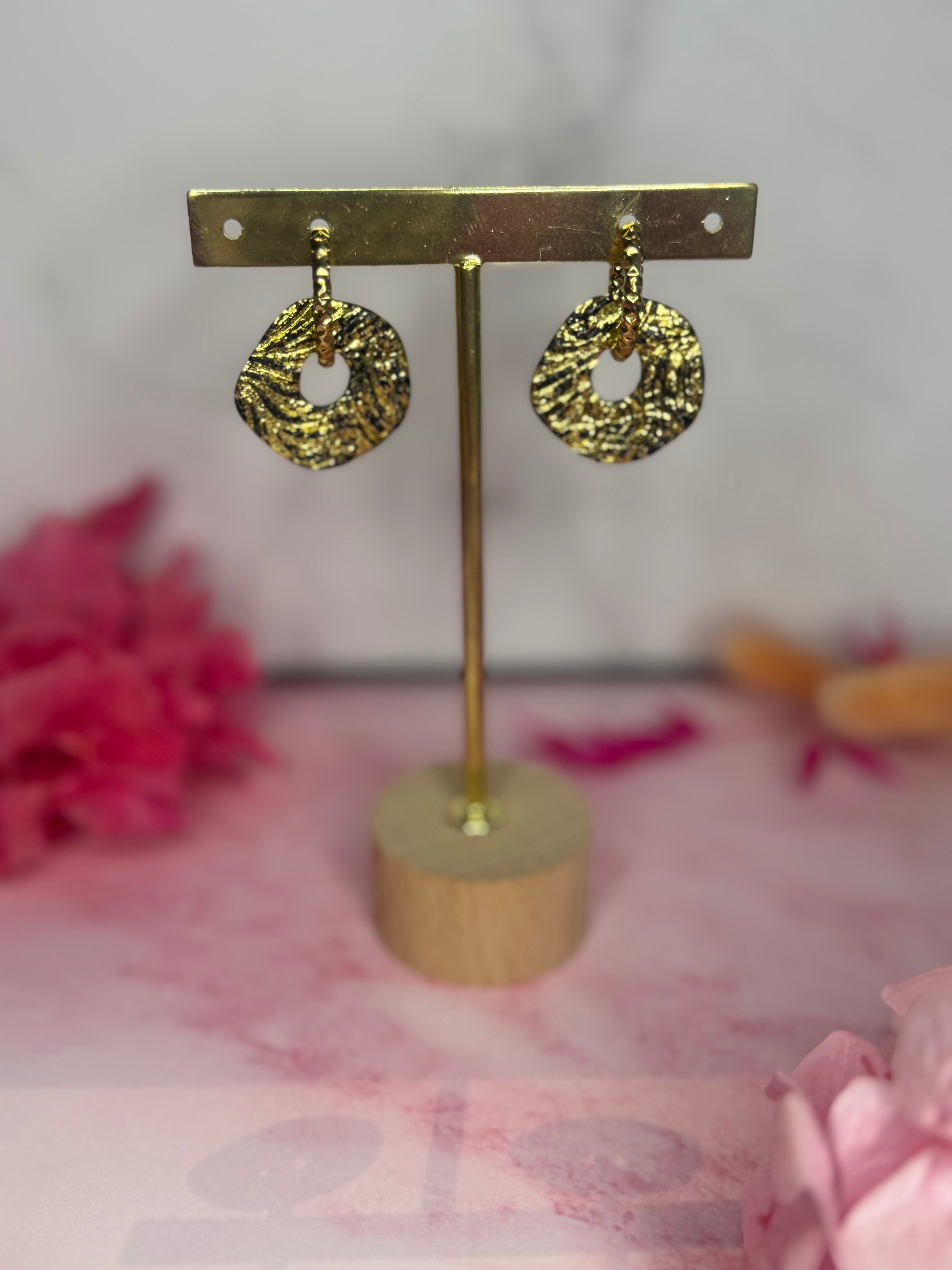 Black & Gold ( pampilles interchangeable avec ou sans créoles)