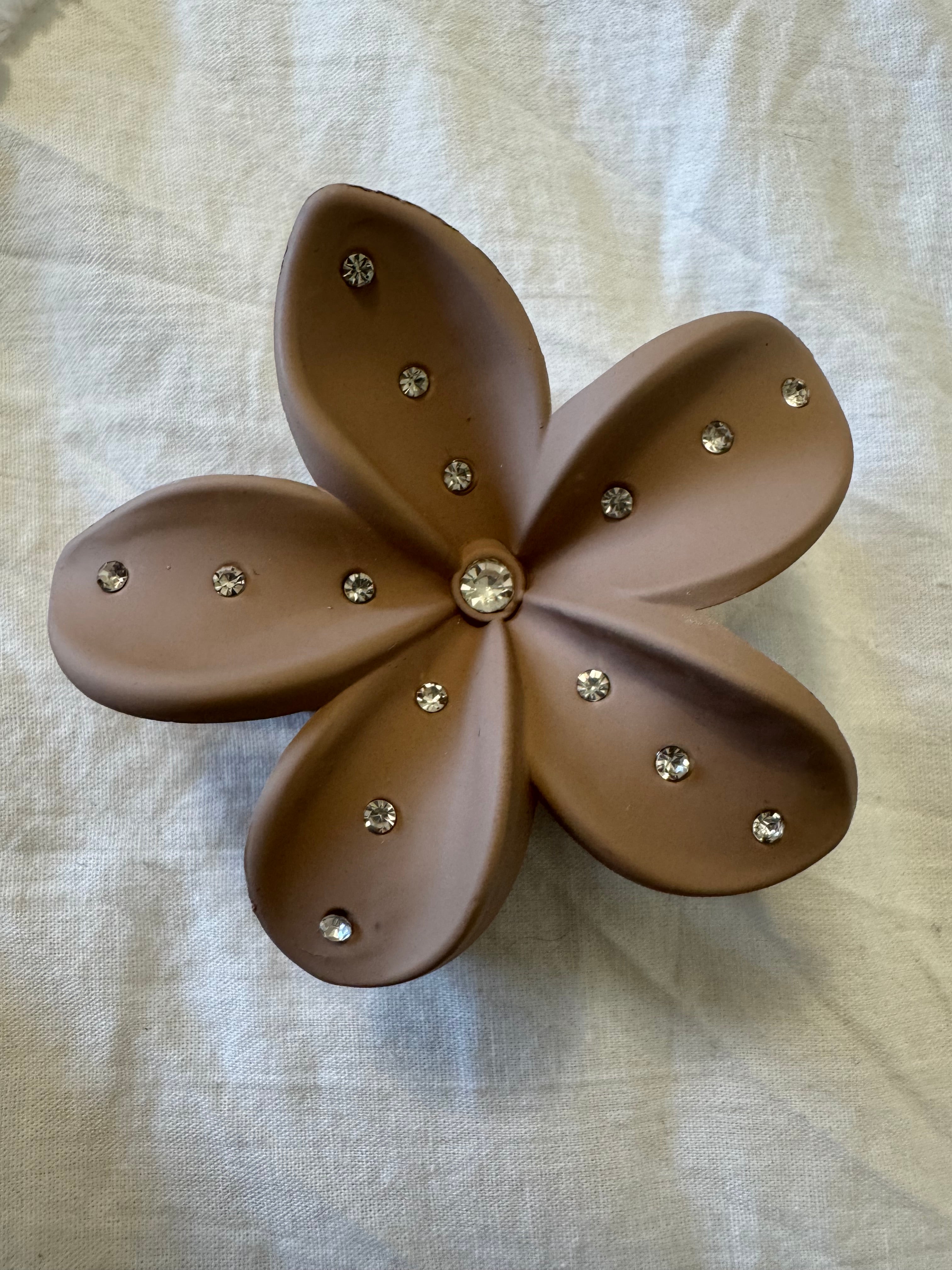 Pince à cheveux fleur strass/ or/argent/marron transparente/rouge