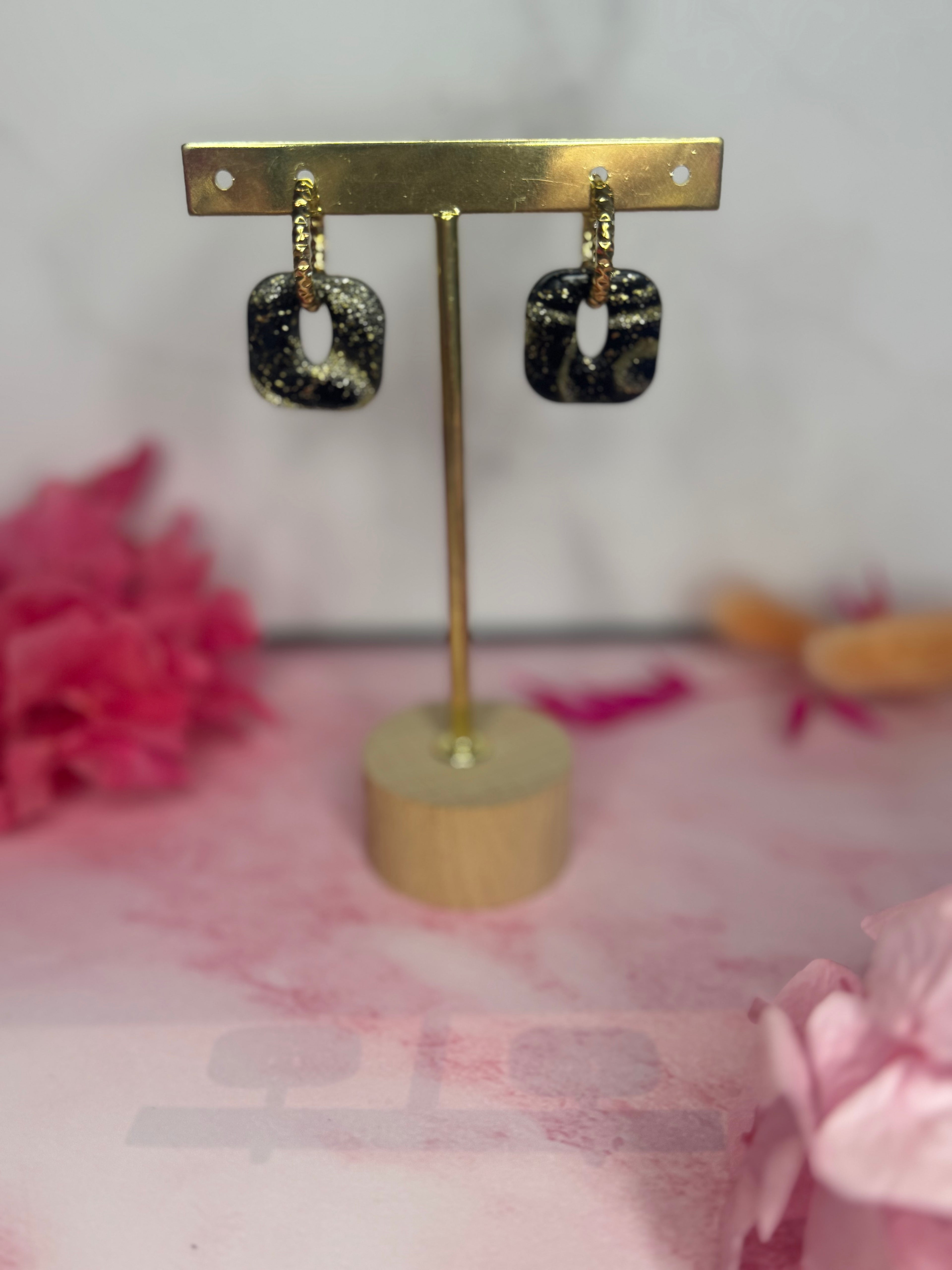 Black & Gold ( pampilles interchangeable avec ou sans créoles)