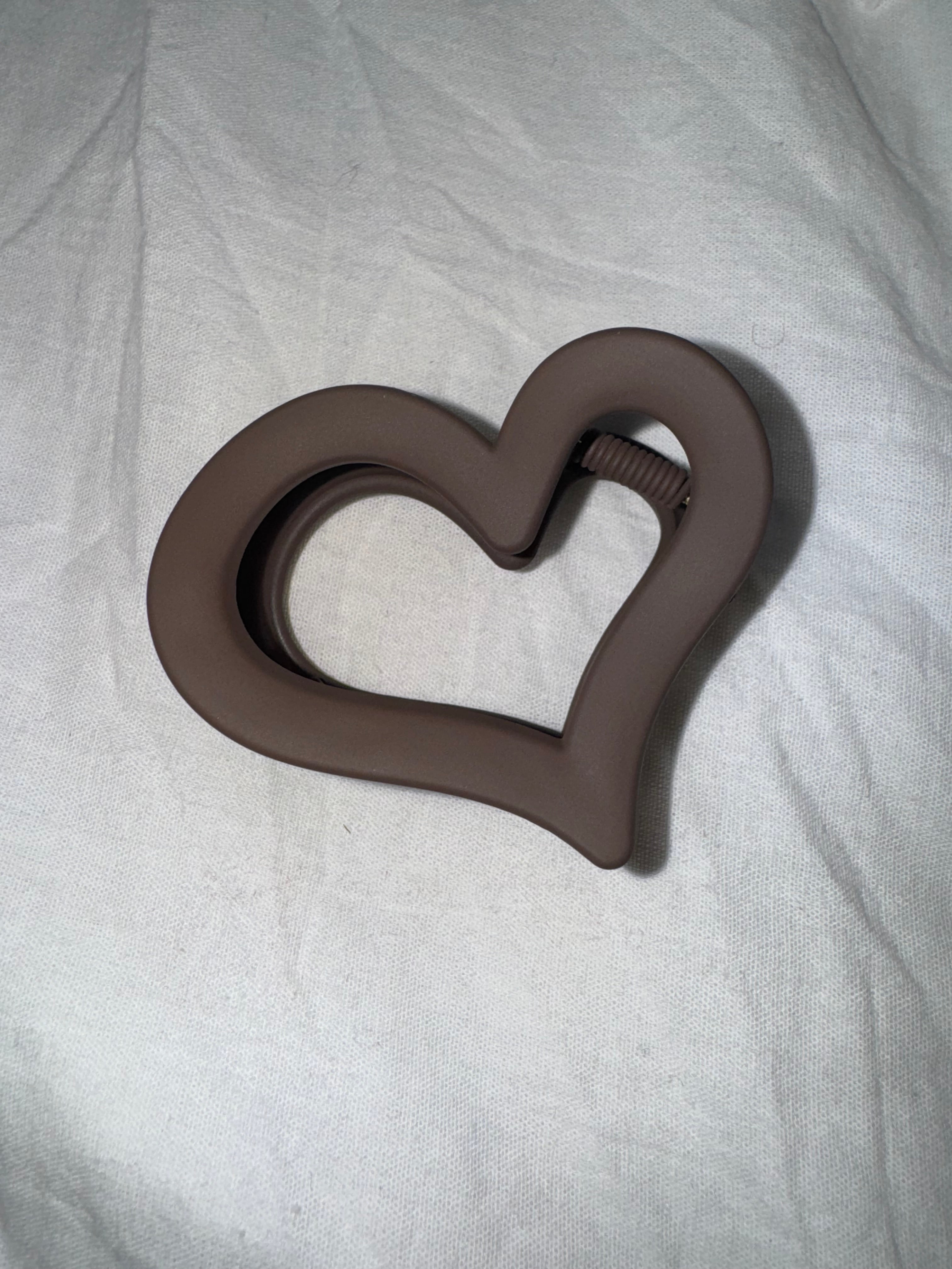 Pince à cheveux cœur (taille moyenne)